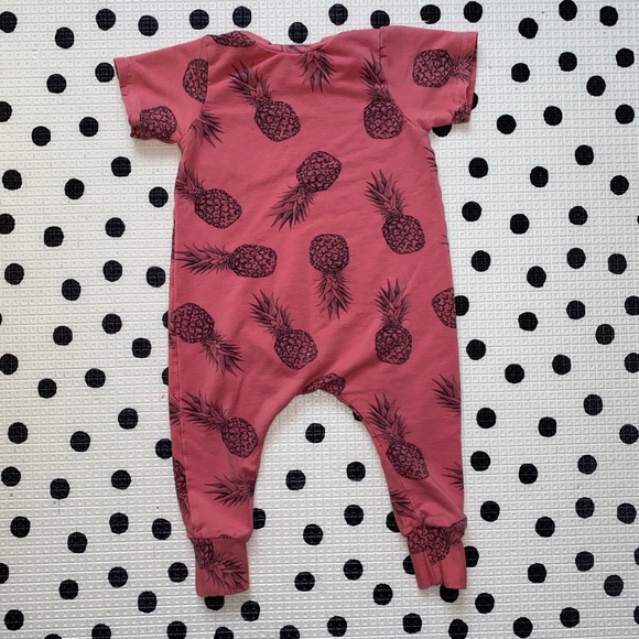 Posh & Cozy - Pocket Romper - Picture 2 of 3